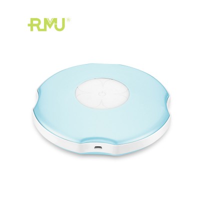 PW02B Clover Usb Cute Portable Rechargeable Hand Warmer, Massage And Hot Compress Hand Warmer Power Bank Reusable